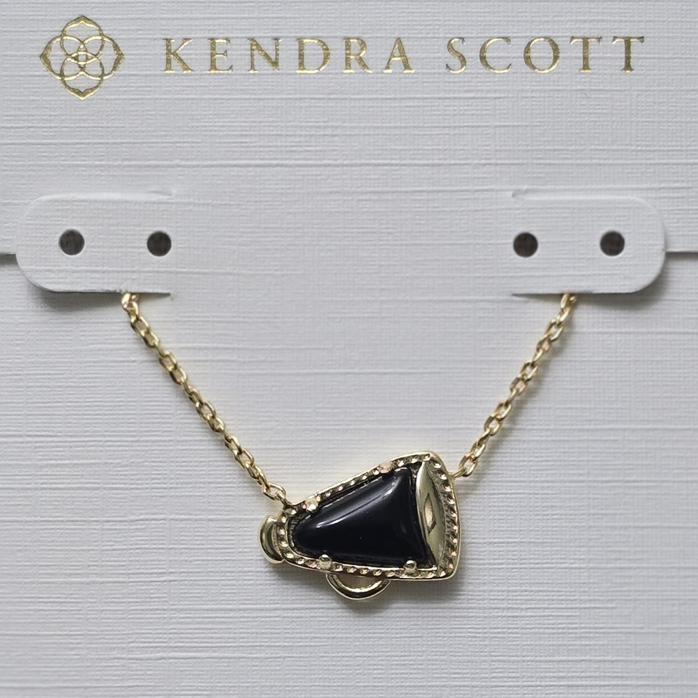 Kendra Scott Cheer Short Pendant Necklace